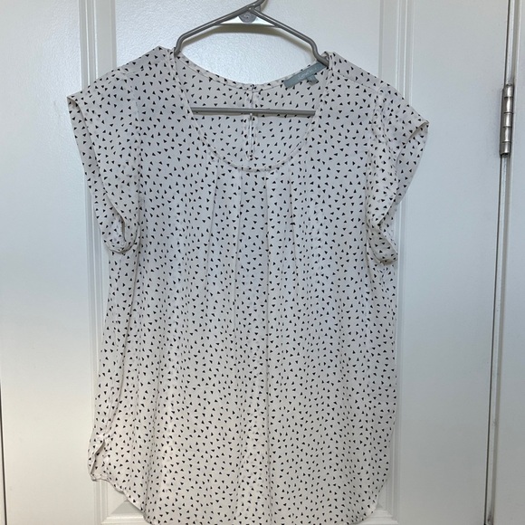 Sweet Rain Tops - Sweet Rain White Top with Black Heart Print
